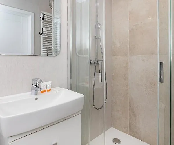 Plac Unii Centre By Renters