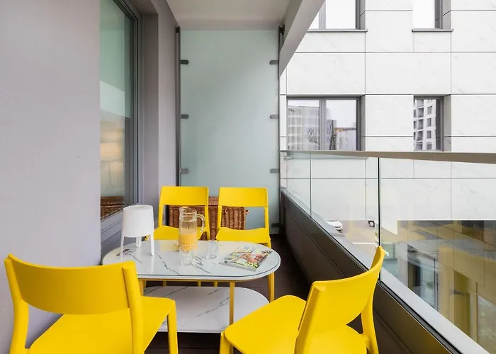 Plac Unii Centre By Renters Lägenhet *